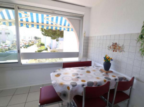 Studio cabine climatisé proche plage avec parking privé, piscines et jardins d'enfants - FR-1-307-258